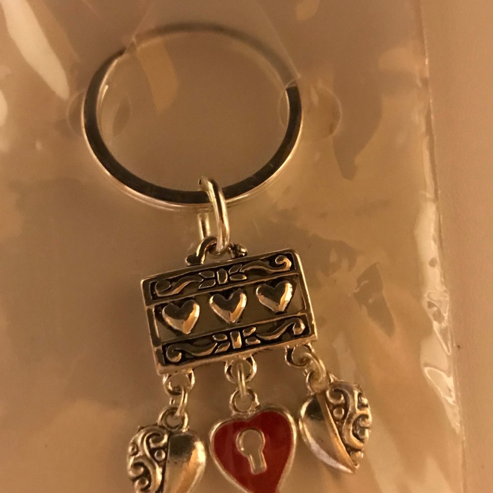 Heart KeyChain - Picture 2 of 2